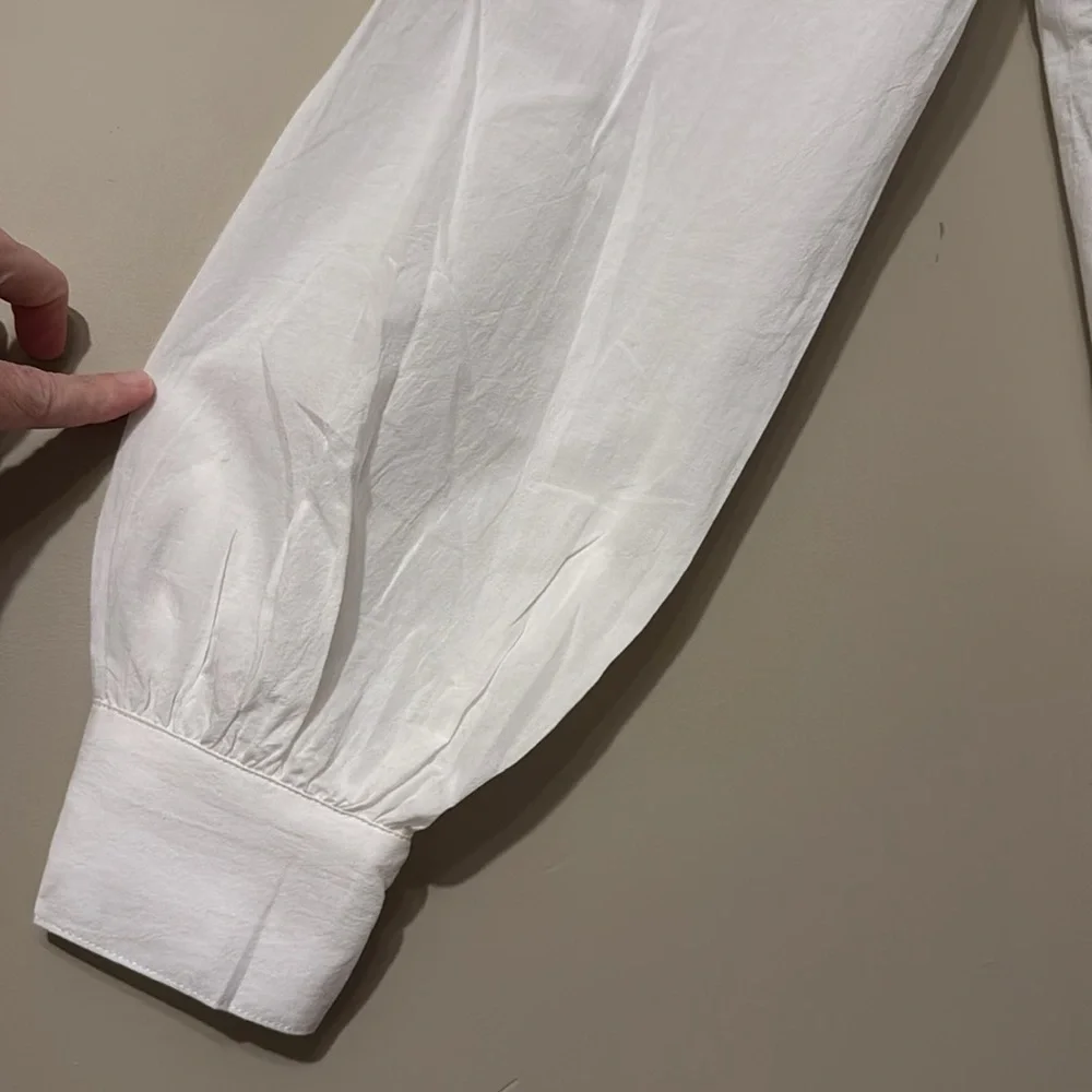 NWT- Joe’s Pleated Long Sleeve Button-Up Shirt, White, XS - Picture 9 of 12